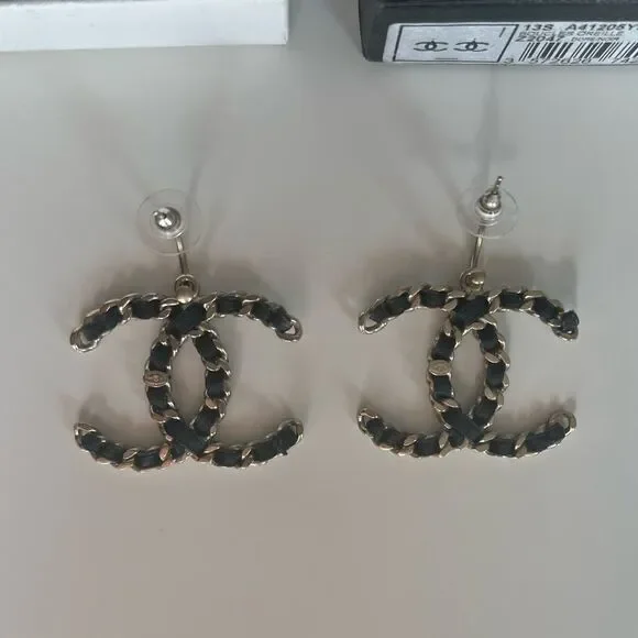 Chanel Vintage Black Gold Chain Dangle Jumbo Earrings Rare Limited Edition - Picture 1 of 14